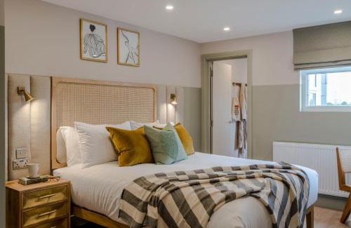 Askew Apartment | Shepherds Bush - Your Apartment