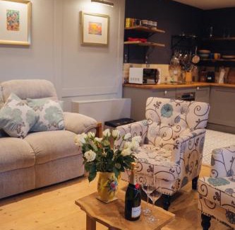 Ardtalnaig House | Shepherds Forge, Loch Tay
