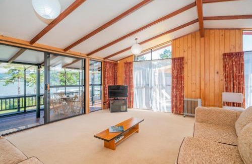 Pauanui House | Sheppard's Rest - Pauanui Holiday Home