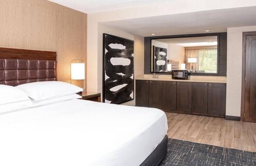 Bryant Pattengill East Hotel | Sheraton Ann Arbor Hotel