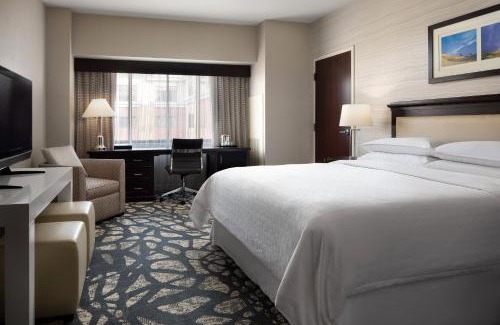 Anaheim Resort Hotel | Sheraton Garden Grove-Anaheim South