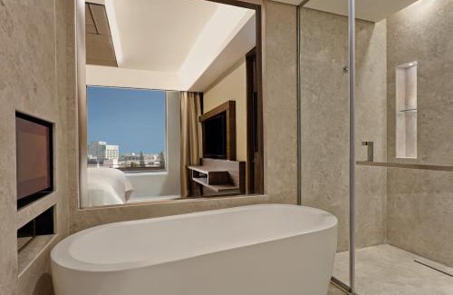 Thigalarapalya Hotel | Sheraton Grand Bengaluru Whitefield Hotel & Convention Center