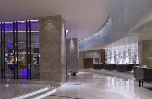 Rajajinagar Hotel | Sheraton Grand Bangalore Hotel at Brigade Gateway