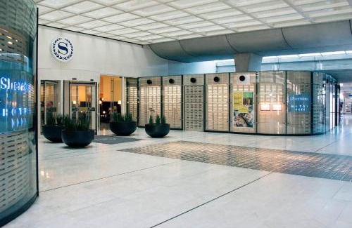Tremblay-les-Gonesse Hotel | Sheraton Paris Charles de Gaulle Airport Hotel
