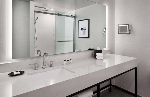 Reston Hotel | Sheraton Reston Hotel