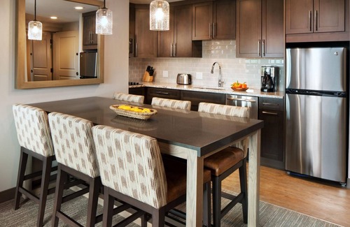 Steamboat Springs Villa | SHERATON STEAMBOAT 2BR VILLA. Ski-in/Ski-out! 12/27/25 to 1/3/26. NEW YEARS WEEK