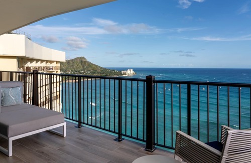 Waikiki Hotel | Sheraton Waikiki Beach Resort