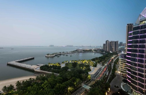 Chikan District Hotel | Sheraton Zhanjiang Hotel