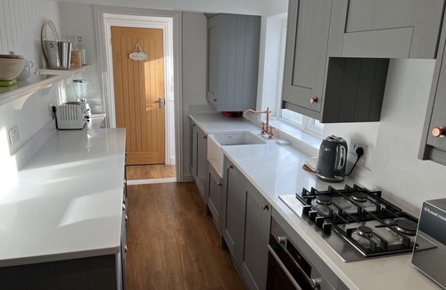Whitstable Cottage | Sherbet Cottage - 3 Bedroom Fisherman's Cottage, Whitstable, Kent