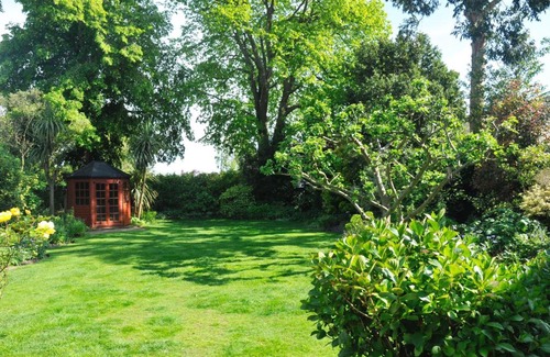 St Leonards-On-Sea Bed & Breakfast | Sherfield House