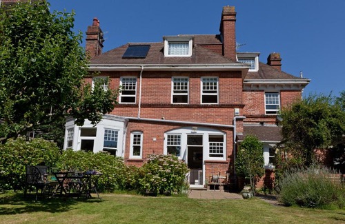 St Leonards-On-Sea Bed & Breakfast | Sherfield House