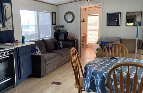 Sherkston Cottage | Sherkston Shores Resort - full lake view, large private lot, covered deck!