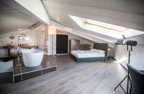 Cannes City Centre Apartment | Sherlock Loft by Connexion