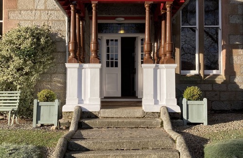 Newtonmore Cottage | Sherramore Lodge - a lodge that sleeps 19 guests in 10 bedrooms