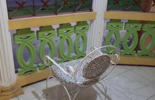 Spanish Town Apartment | Sherrie's place