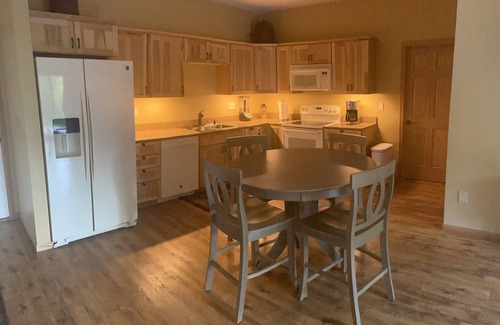 Grand Rapids House | Sherry's Arm on Pokegama Lake