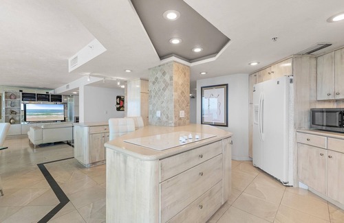 Daytona Beach Shores Condo | Sherwin Condominium 1801