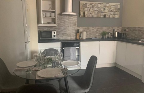 Mapperley Apartment | Sherwood- Nottingham Castle- Contractors- Free Parking- Long and Short Stays