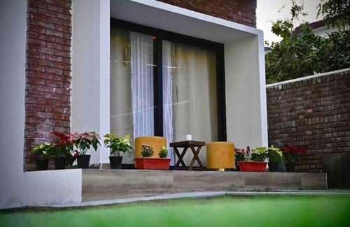 Bullawala Villa | Shigally Hills Luxury Scandinavian Villa in Mussoorie Foothills