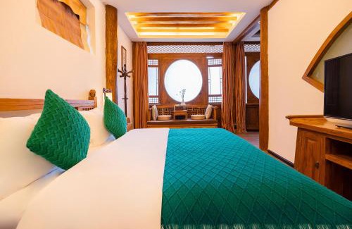 Dayan Old Town House | Shile Inn