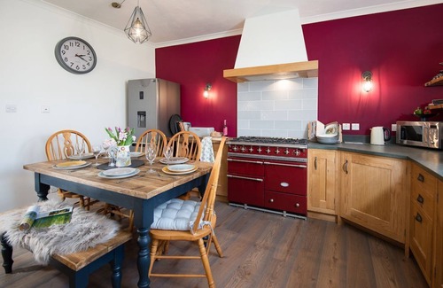 Jedburgh Cottage | SHILOH COTTAGE - Sleeps 4+2 in the charming village of Ancrum
