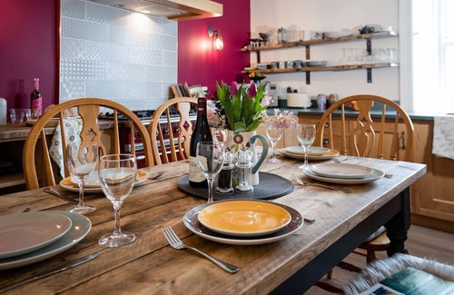 Jedburgh Cottage | SHILOH COTTAGE - Sleeps 4+2 in the charming village of Ancrum