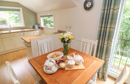 Sticklepath Cottage | SHILSTONE LODGE, pet friendly, character holiday cottage in Chagford