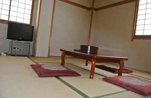 Nozawaonsen House | Shinazawa