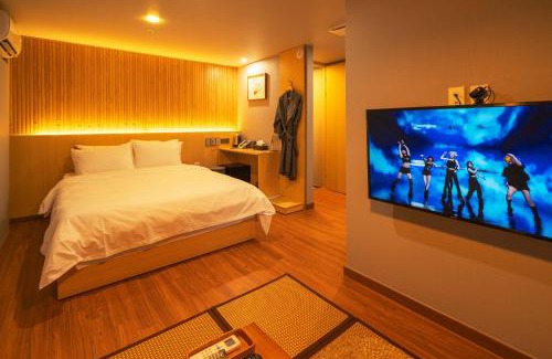 Sinchon-dong Hotel | Shinchon Maven Hotel
