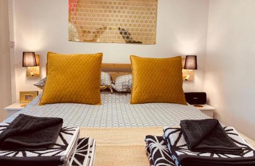Redruth Ski Chalet | SHINE CHALET - UNIQUE & COMFORTABLE ACCOMMODATION