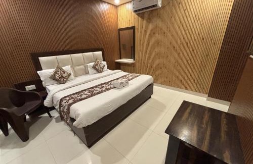 Amritsar Bed & Breakfast | Shine star BnB
