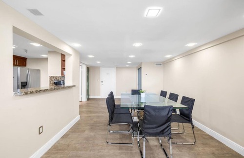 La Gorce Apartment | Shine Suites Balcony Duplex M12.
