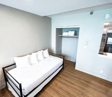 Mid Beach Apartment | Shine Suites Balcony Studio 6