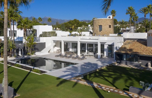Marbella House | Shining Pearl Huge 9 Bedroom Villa Total Privacy