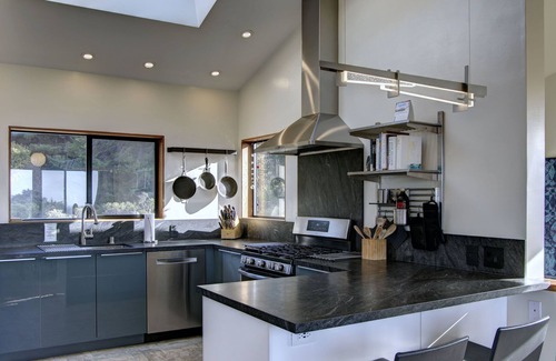 Sea Ranch House | Shining Sea | Meadow Getaway w/Private Hot Tub, Short Walk to Beach