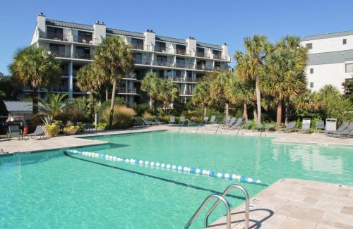 Isle of Palms Villa | Shipwatch A-306