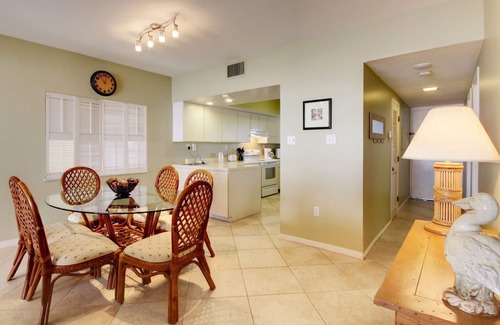 Ono Island Condo | SHIPWATCH A204 -Beachfront view - NO HASSLE CHECK OUT