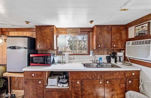 Uncertain House | Shipwreck with Upper Deck, Lake View & Canoes! Caddo Shores Cabins, Uncertain, Texas.