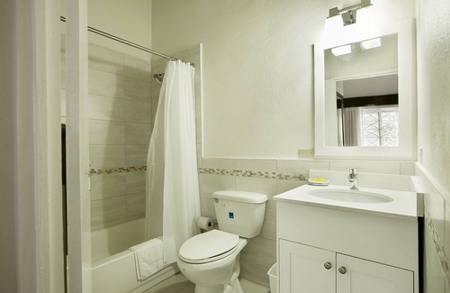New Kingston Hotel | Shirley Retreat Hotel