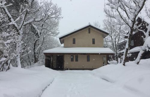 Hokujo Cabin | Shirokuma Lodge Hakuba