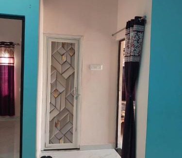 Varanasi Apartment | Shiv Kuteer Holy Vibes Stay