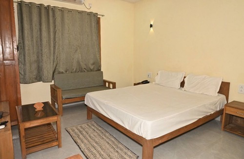 Medha Hotel | Shiv Parvati Resort