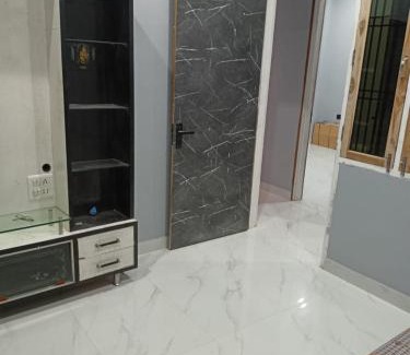 Mahmoorganj House | Shivangan Homestay