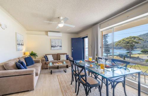 Shoal Bay Apartment | Shoal Towers 5, 11 Shoal Bay Rd - Air Conditioned, WiFi - fantastic location with water views