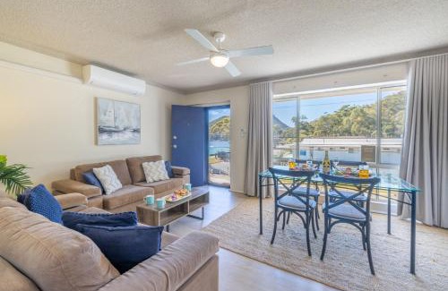 Shoal Bay Apartment | Shoal Towers 5, 11 Shoal Bay Rd - Air Conditioned, WiFi - fantastic location with water views