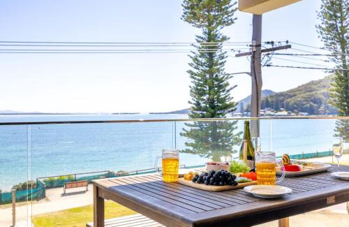 Shoal Bay Apartment | Shoal Towers, 6 -11 Shoal Bay Rd - Air Conditiong - Wifi - Stunning water views & perfect location