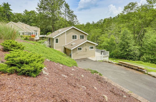 Shohola Cottage | Shohola Creek On-site: Updated Getaway w/Deck!