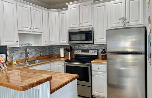 Crystal Beach Condo | Shore Beats Work condo @ Caribbean Dunes across from Crystal Beach - Snowbirds ❤️