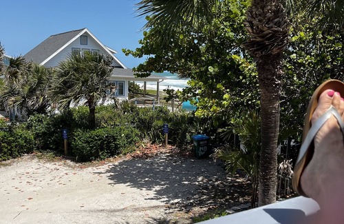 Melbourne Beach Cottage | Shore Break Garage Apartment