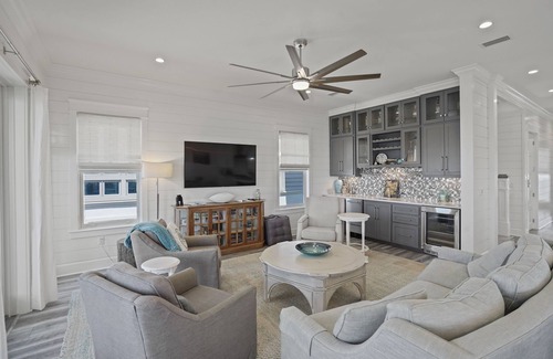Cape San Blas House | Shore Perfection: Large Beachfront Ovation Home: Sleeps 12, Community Pool!